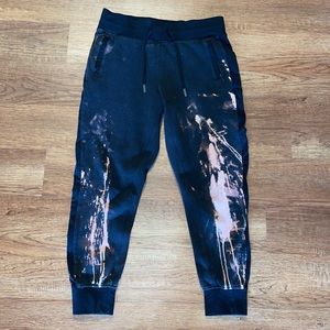 Lululemon ~ Bleached Black Sweatpants Joggers Size 10
